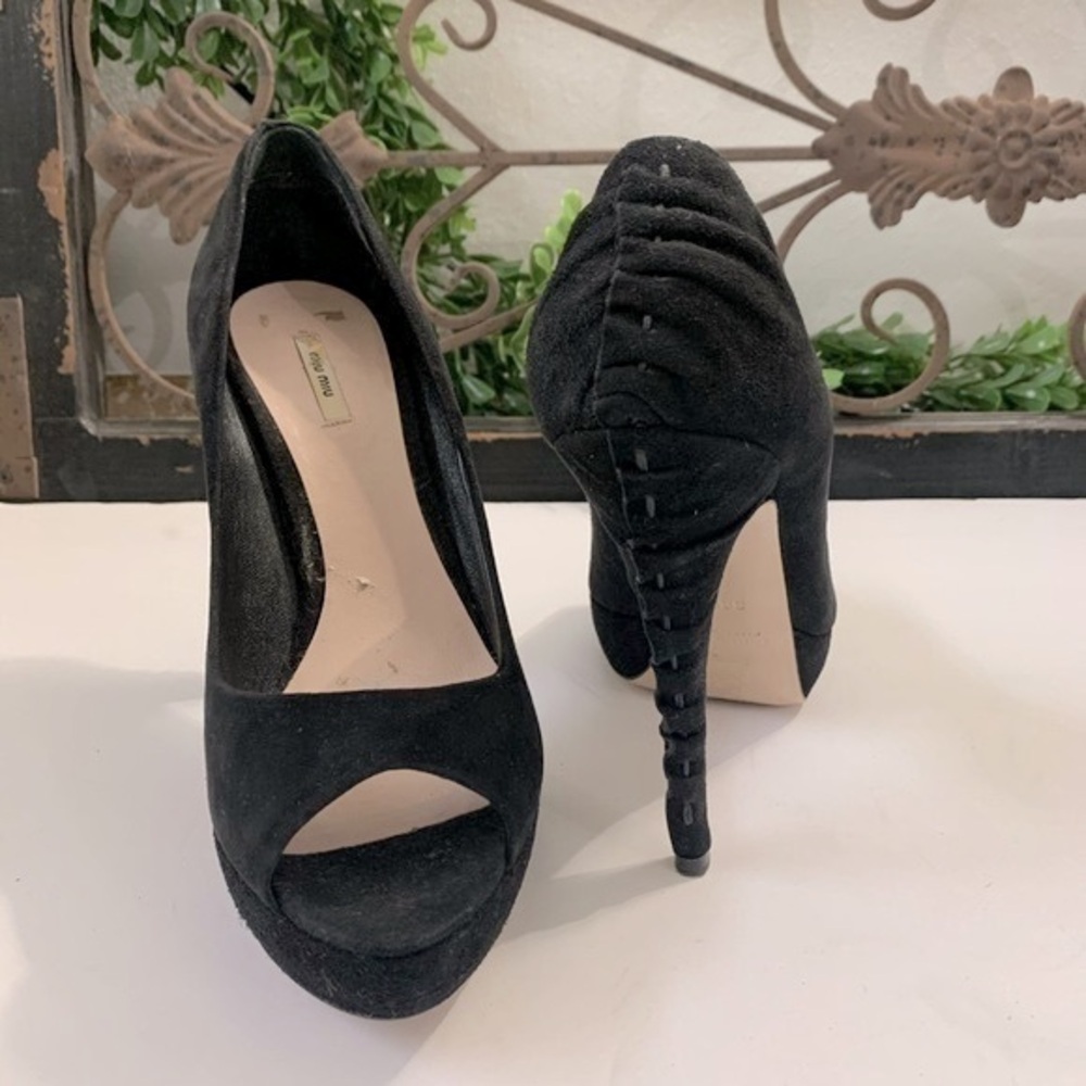Miu Miu black Pumps heels suede velvet feel Sz 8.5